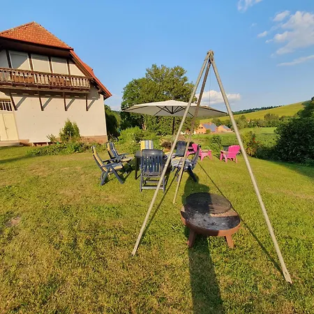 Alte Dorfschule Kohlgrund Homestay Bad Arolsen