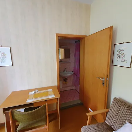 Alte Dorfschule Kohlgrund * Bad Arolsen